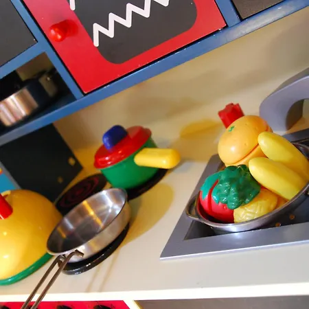 Katzenmaier, Bauernhof- Und Familienurlaub Am Bodensee, Grosszuegig Wohnen, Messenah Und Teils Barrierefrei, Spielangebot Fuer Drinnen Und Draussen, Parkplatz Am Haus, Gute Oepnv-anbindung *