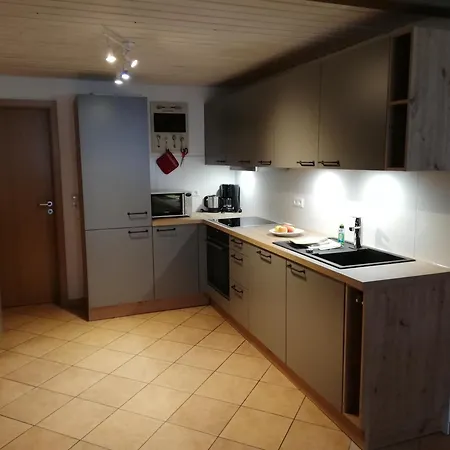 아파트 Katzenmaier, Bauernhof- Und Familienurlaub Am Bodensee, Grosszuegig Wohnen, Messenah Und Teils Barrierefrei, Spielangebot Fuer Drinnen Und Draussen, Parkplatz Am Haus, Gute Oepnv-anbindung