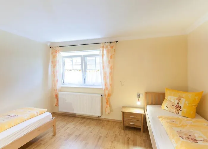 Katzenmaier, Bauernhof- Und Familienurlaub Am Bodensee, Grosszuegig Wohnen, Messenah Und Teils Barrierefrei, Spielangebot Fuer Drinnen Und Draussen, Parkplatz Am Haus, Gute Oepnv-anbindung