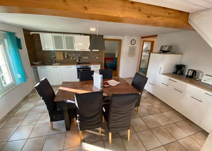 Katzenmaier, Bauernhof- Und Familienurlaub Am Bodensee, Grosszuegig Wohnen, Messenah Und Teils Barrierefrei, Spielangebot Fuer Drinnen Und Draussen, Parkplatz Am Haus, Gute Oepnv-anbindung *