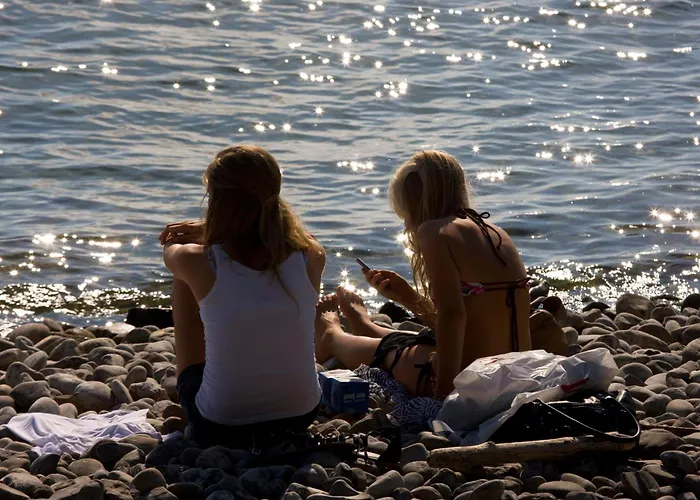 아파트 Katzenmaier, Bauernhof- Und Familienurlaub Am Bodensee, Grosszuegig Wohnen, Messenah Und Teils Barrierefrei, Spielangebot Fuer Drinnen Und Draussen, Parkplatz Am Haus, Gute Oepnv-anbindung *