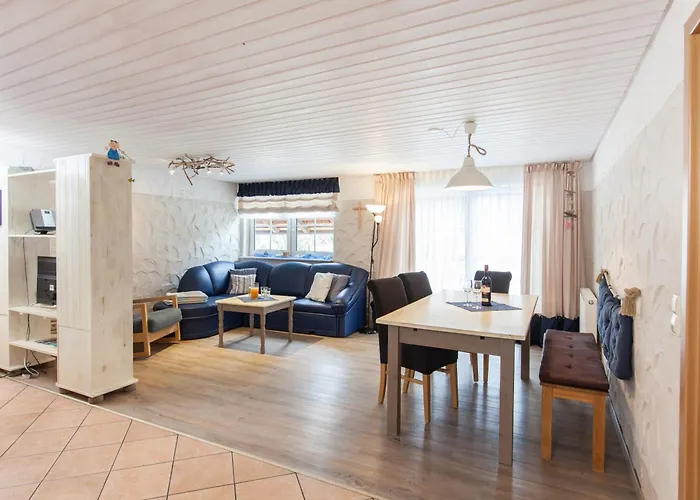 아파트 Katzenmaier, Bauernhof- Und Familienurlaub Am Bodensee, Grosszuegig Wohnen, Messenah Und Teils Barrierefrei, Spielangebot Fuer Drinnen Und Draussen, Parkplatz Am Haus, Gute Oepnv-anbindung 프리드리히스하펜